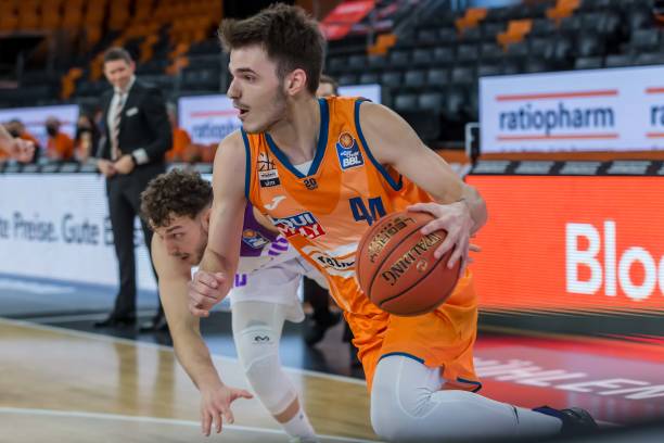 率的裁决 率的裁决