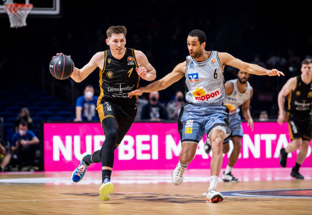 是一场充满 是一场充满